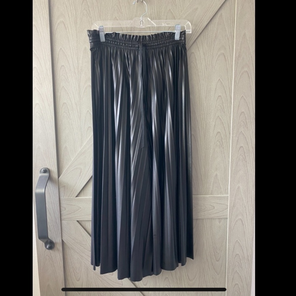 Zara Pleated Pants